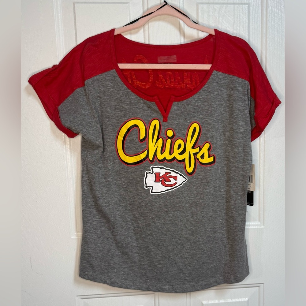 ❤️💛Women's Red and Gray Chiefs Short Sleeve Tee
